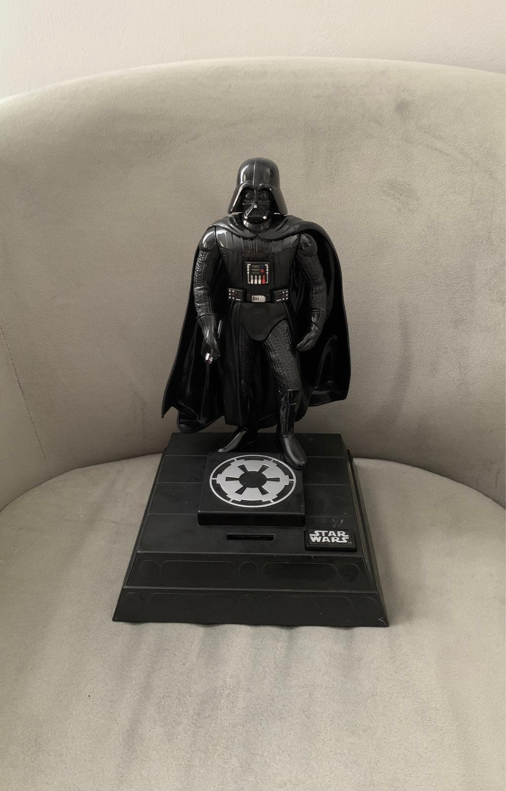 Detail Darth Vader Piggy Bank Nomer 47