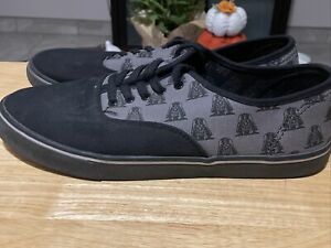 Detail Darth Vader Vans Mens Nomer 24