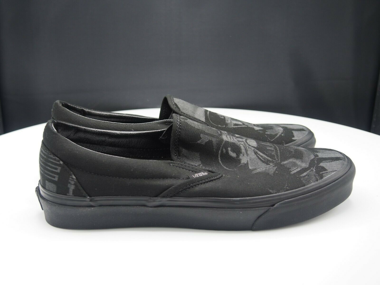 Detail Darth Vader Vans Mens Nomer 29