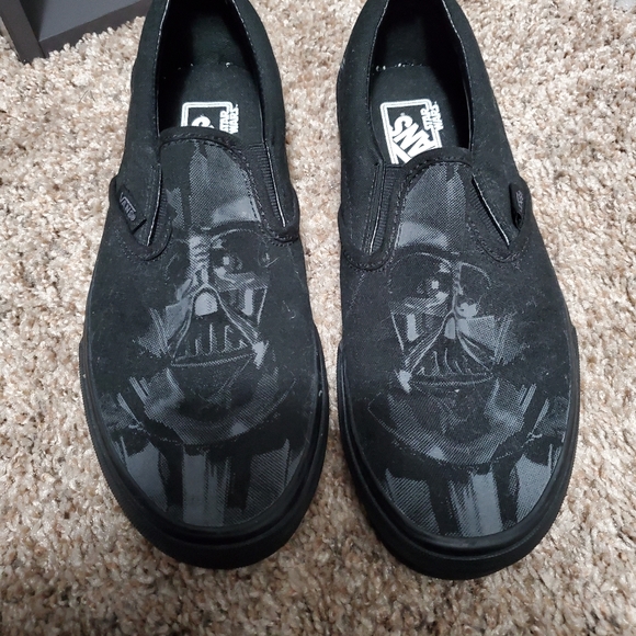 Detail Darth Vader Vans Mens Nomer 36