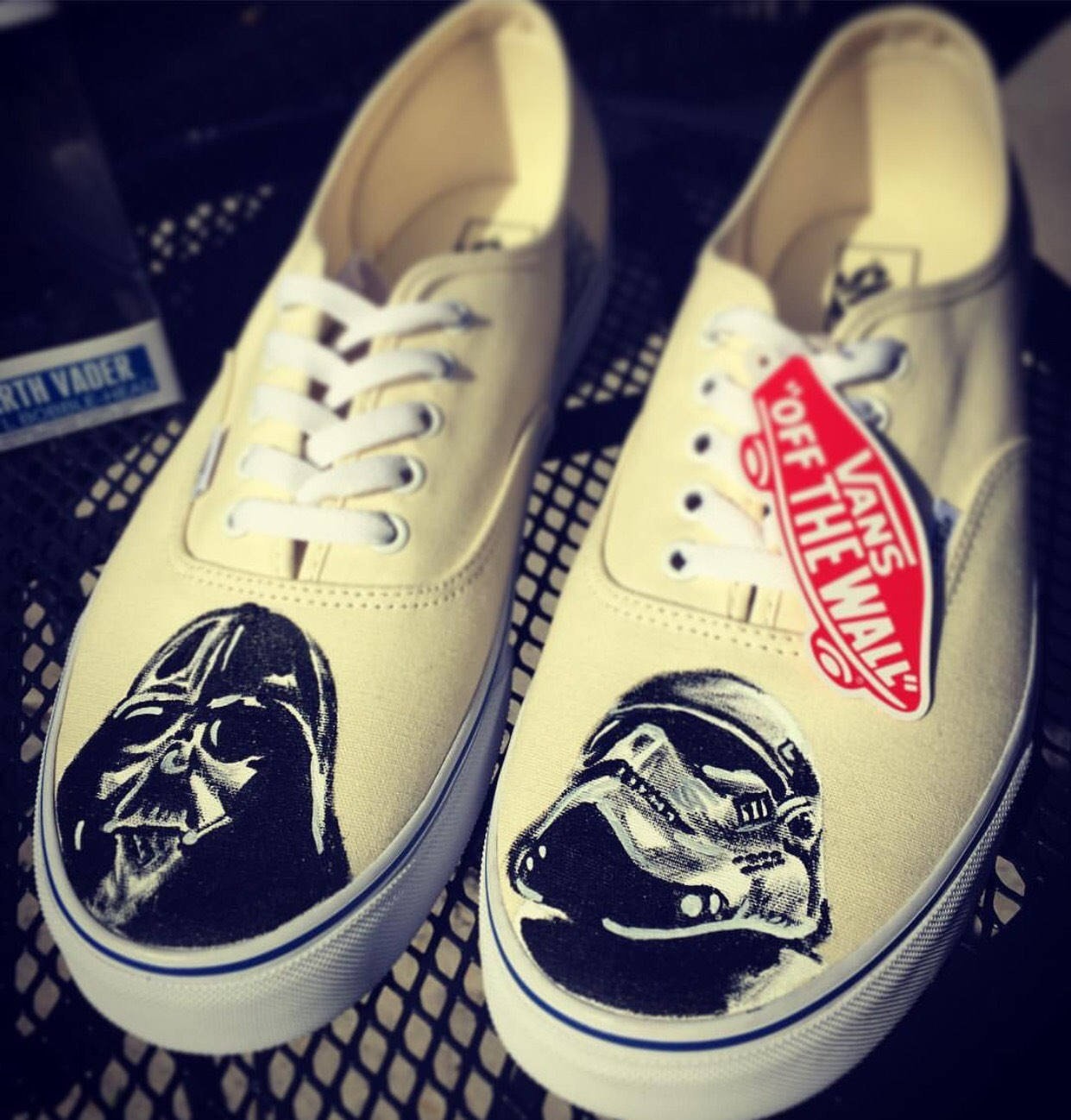Detail Darth Vader Vans Mens Nomer 55