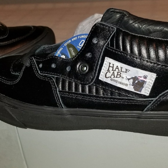 Detail Darth Vader Vans Shoes Nomer 29