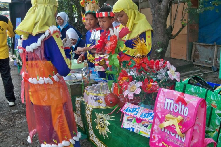 Detail Daur Ulang Limbah Rumah Tangga Nomer 16