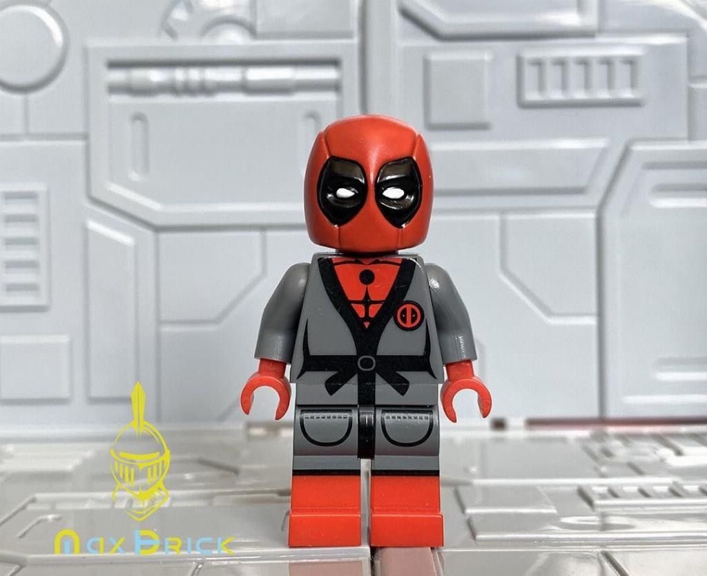 Detail Deadpool Bathrobe Nomer 33