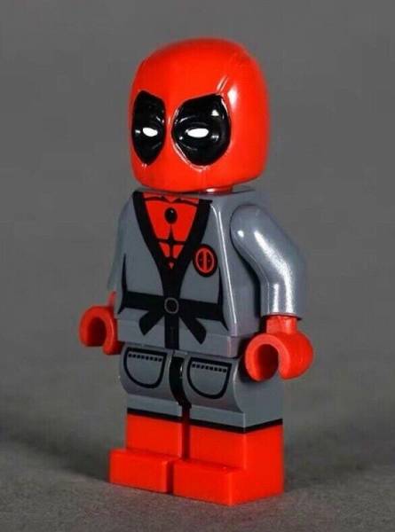 Detail Deadpool Bathrobe Nomer 44