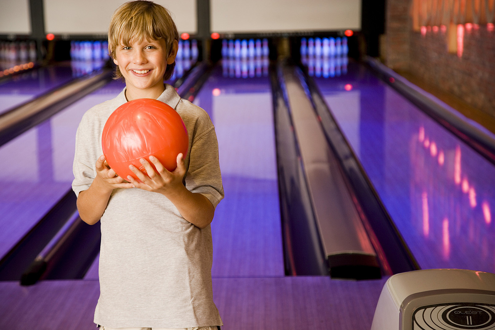 Detail Deadpool Bowling Ball Nomer 39