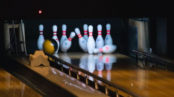 Detail Deadpool Bowling Ball Nomer 7