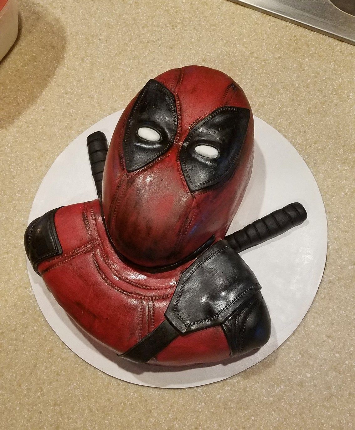 Detail Deadpool Cake Pan Nomer 28