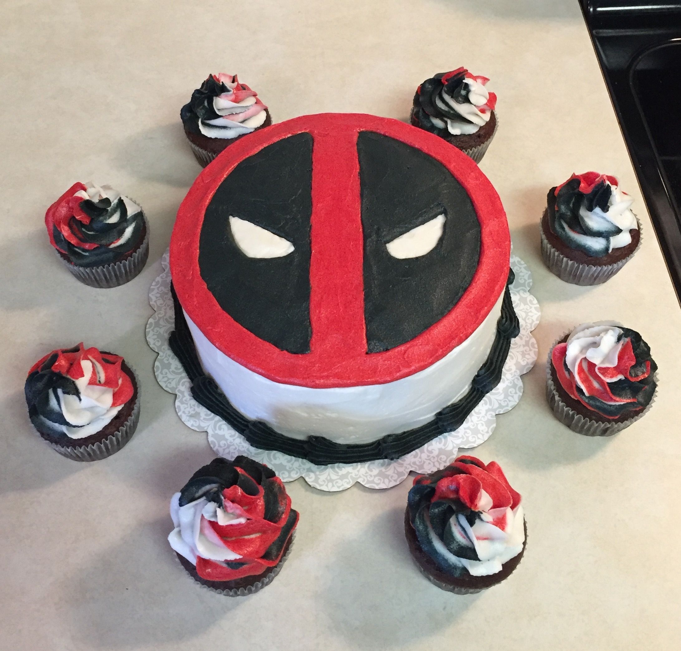 Detail Deadpool Cake Template Nomer 6