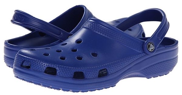 Detail Deadpool Crocs Nomer 11