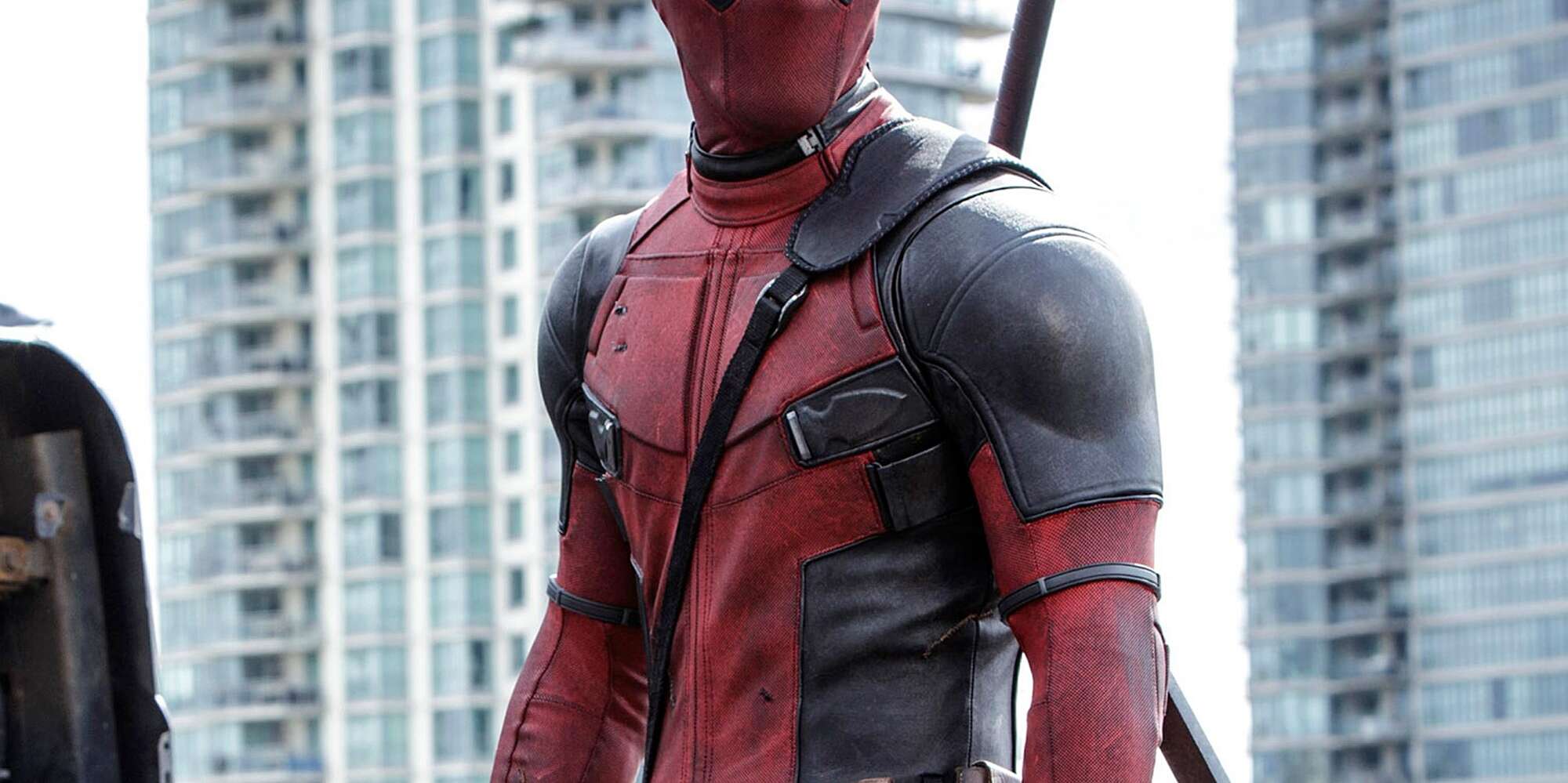 Detail Deadpool Crocs Nomer 24
