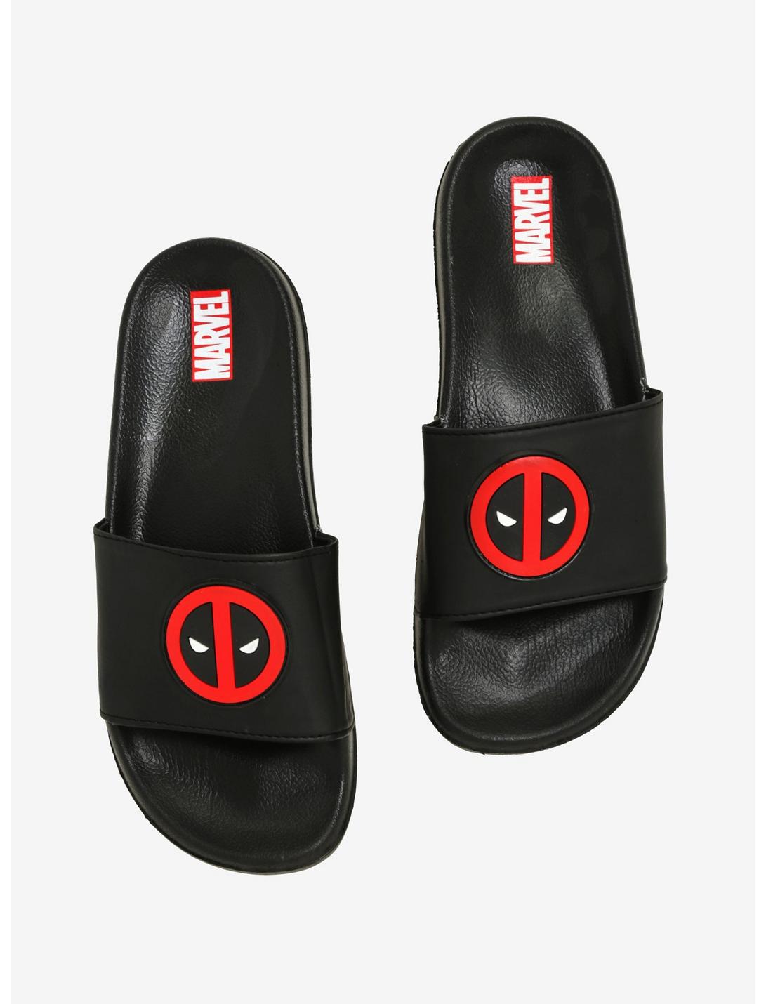 Detail Deadpool Flip Flops Nomer 3