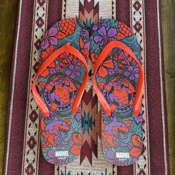Detail Deadpool Flip Flops Nomer 39
