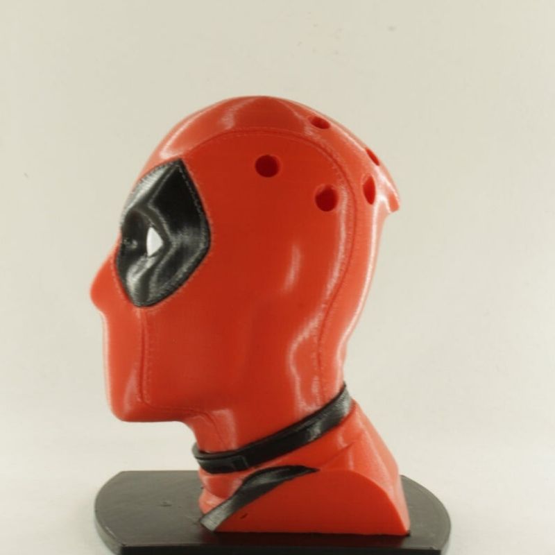 Detail Deadpool Pencil Cup Nomer 10