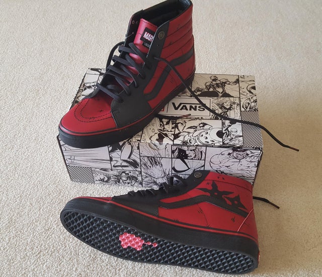 Detail Deadpool Vans Nomer 28