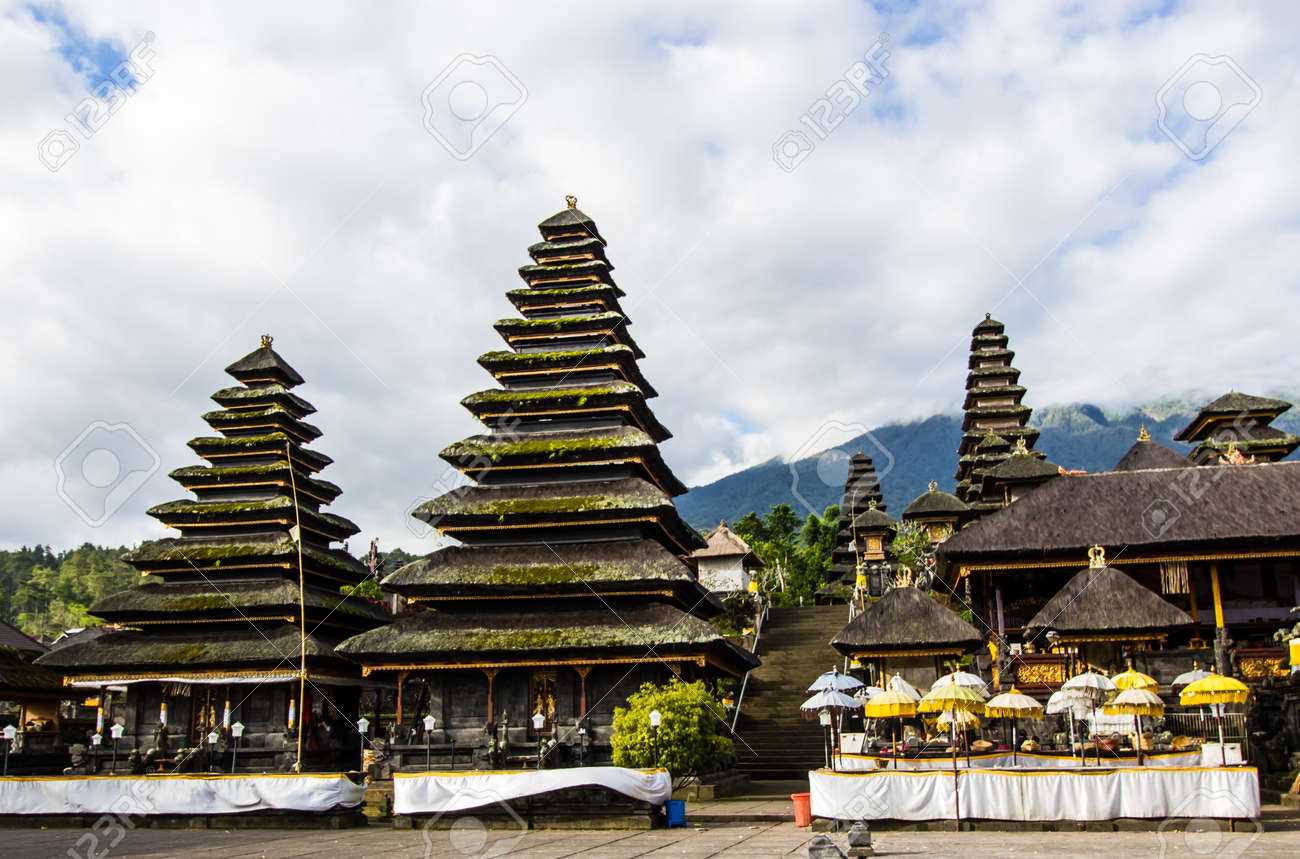 Detail Gambar Pura Besakih Di Bali Nomer 40