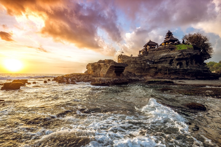 Detail Gambar Pura Tanah Lot Nomer 10