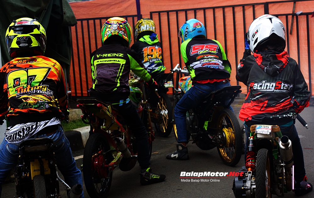 Detail Gambar Racing Start Nomer 27