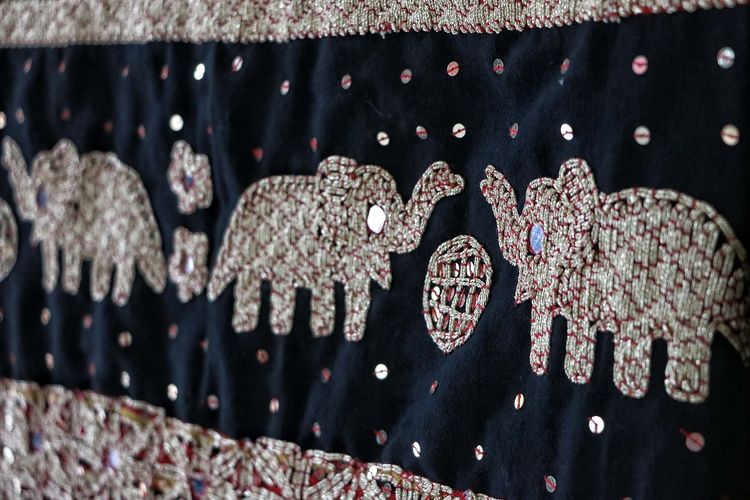 Detail Gambar Ragam Hias Lampung Nomer 35