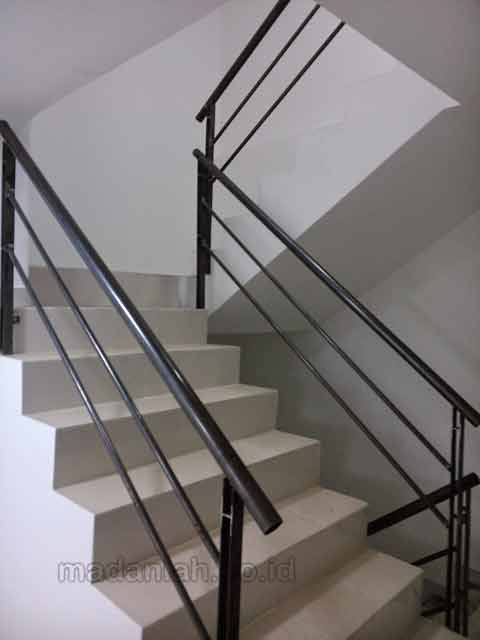 Detail Gambar Railing Tangga Minimalis Modern Nomer 29