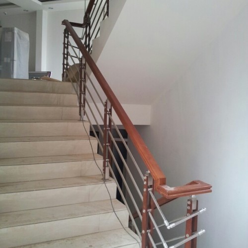 Detail Gambar Railing Tangga Stainless Minimalis Nomer 17