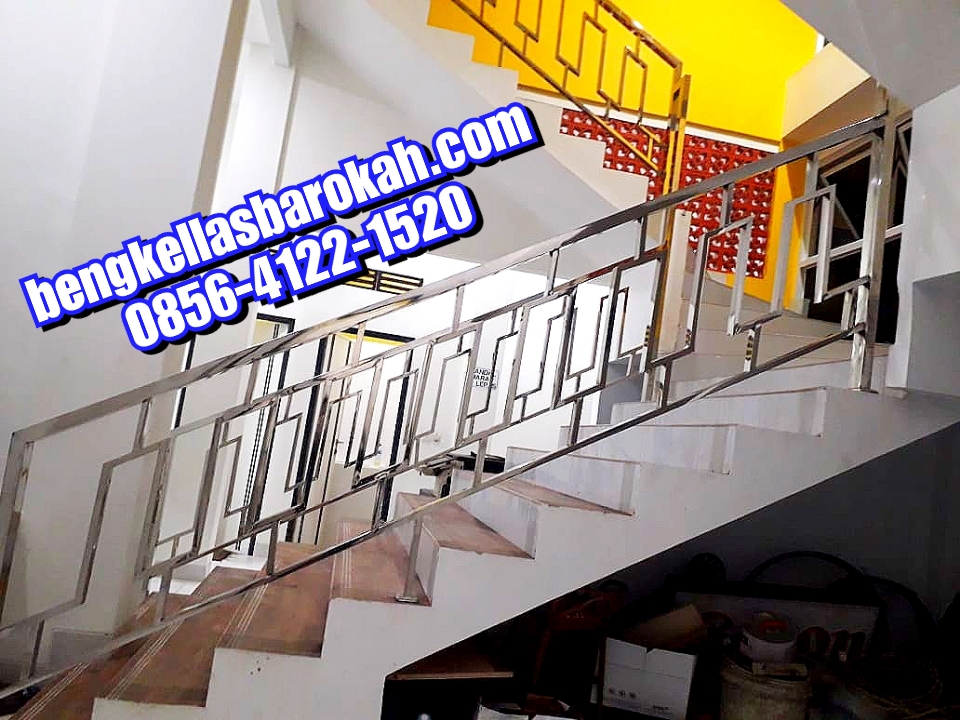 Detail Gambar Railing Tangga Stainless Minimalis Nomer 45