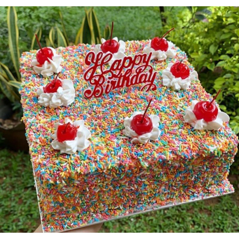 Detail Gambar Rainbow Cake Ulang Tahun Nomer 5