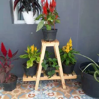 Detail Gambar Rak Bunga Kayu Simple Nomer 54
