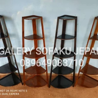 Detail Gambar Rak Bunga Sudut Nomer 35