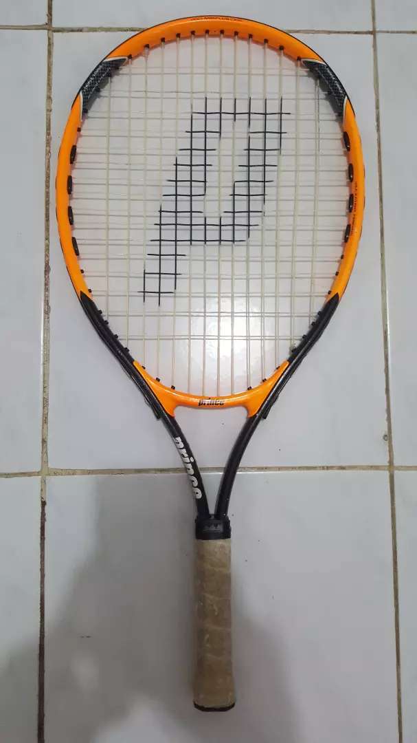 Detail Gambar Raket Tenis Lapangan Nomer 3