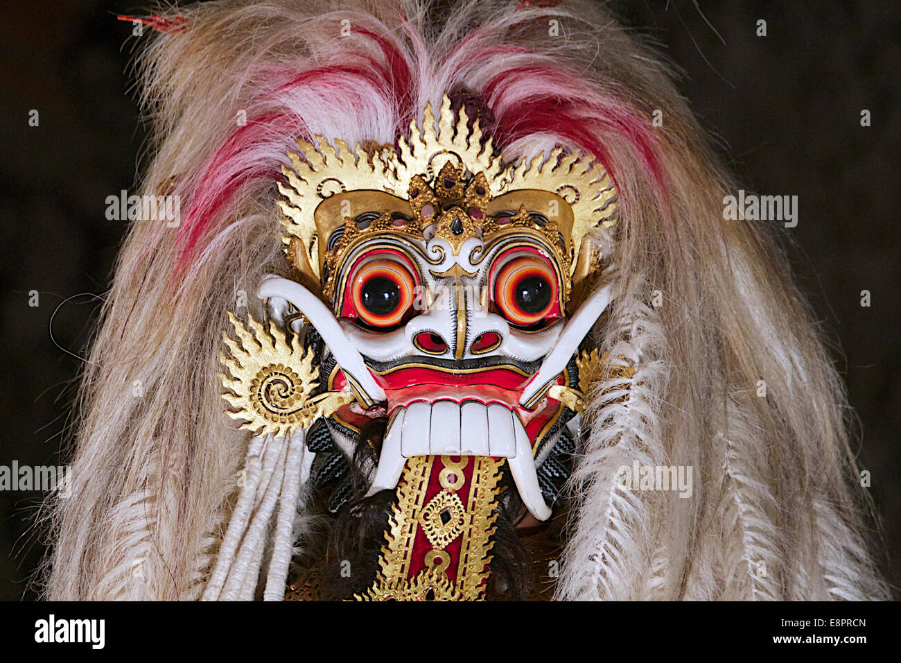 Detail Gambar Rangda Dan Barong Nomer 17