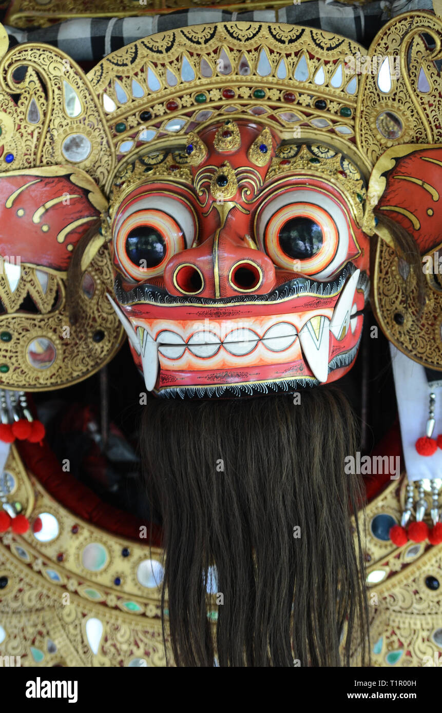 Detail Gambar Rangda Dan Barong Nomer 32