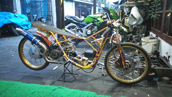 Detail Gambar Rangka Motor Drag Nomer 43