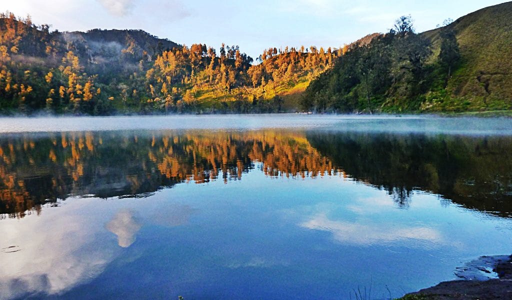 Detail Gambar Ranu Kumbolo Nomer 21