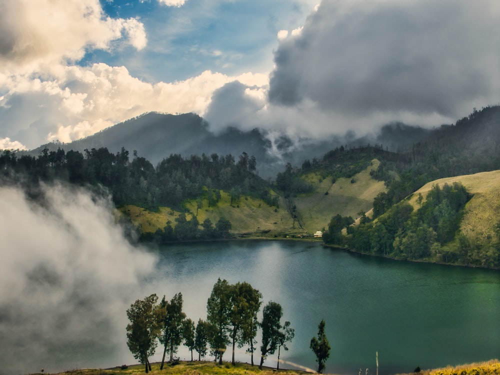 Detail Gambar Ranu Kumbolo Nomer 35