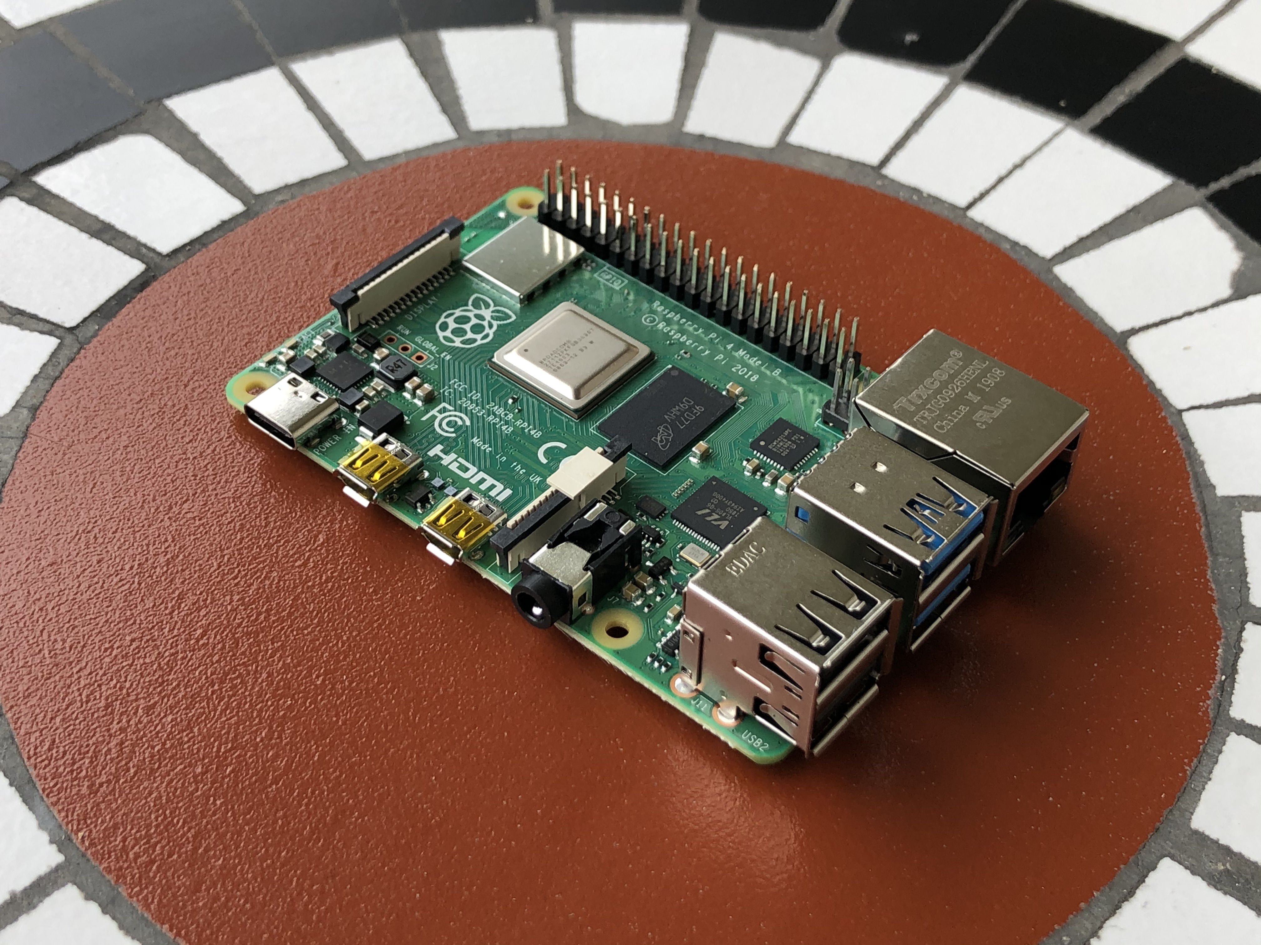 Detail Gambar Raspberry Pi Nomer 18