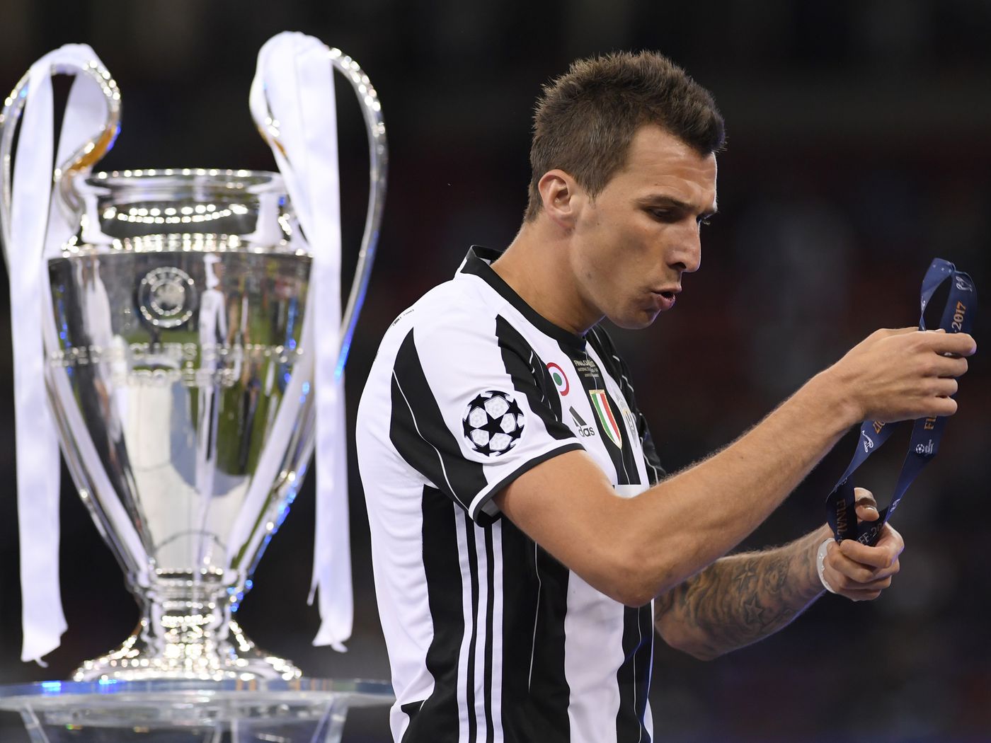 Detail Gambar Real Vs Juve Nomer 38