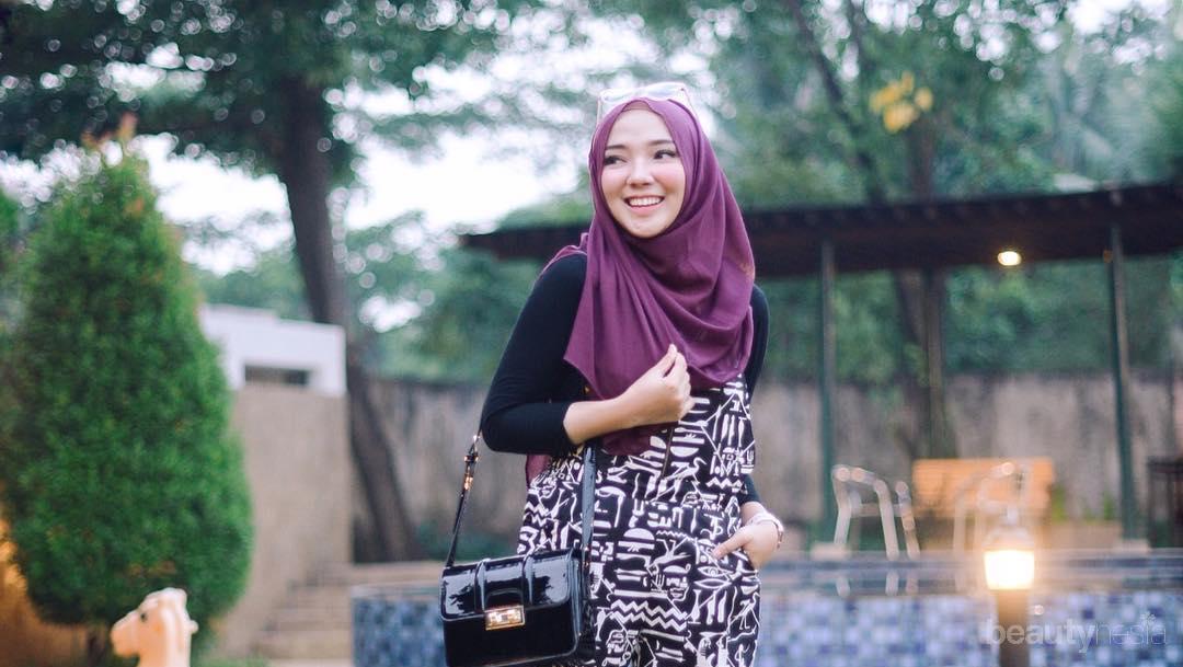 Detail Gambar Remaja Perempuan Muslimah Berpakaian Seragam Sangat Ketat Nomer 41