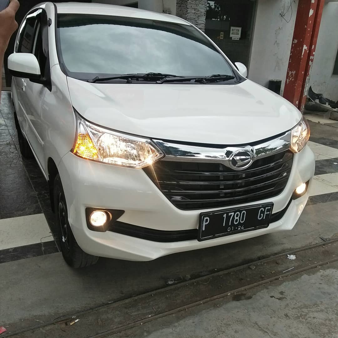 Detail Gambar Rental Mobil Nomer 52