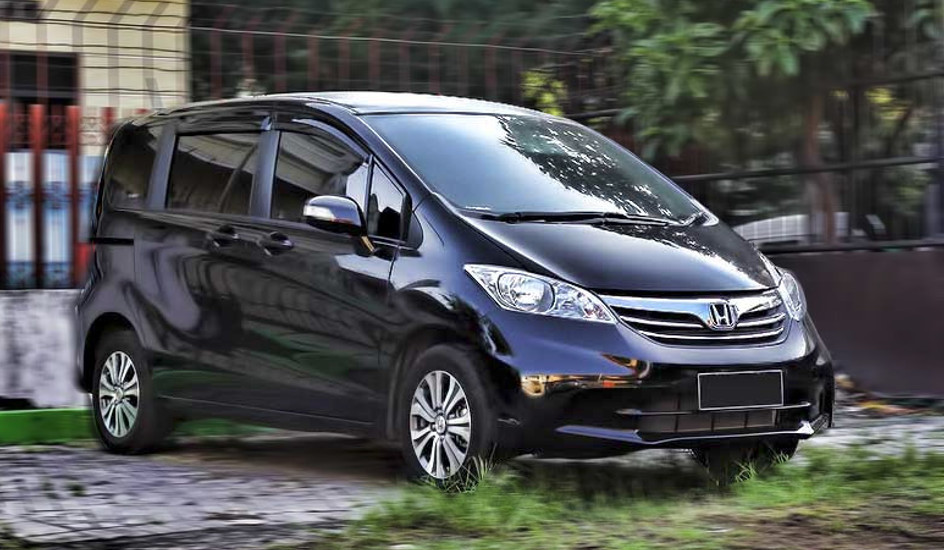 Detail Gambar Rental Mobil Di Pangkalpinang Nomer 42