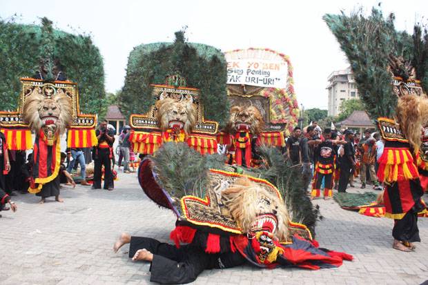 Detail Gambar Reog Ponorogo Asli Nomer 48