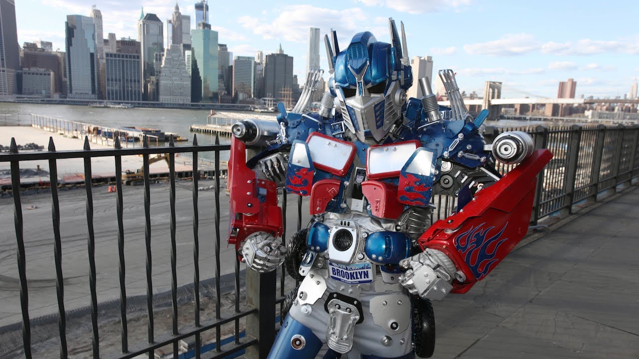 Detail Gambar Robot Transformers Nomer 20