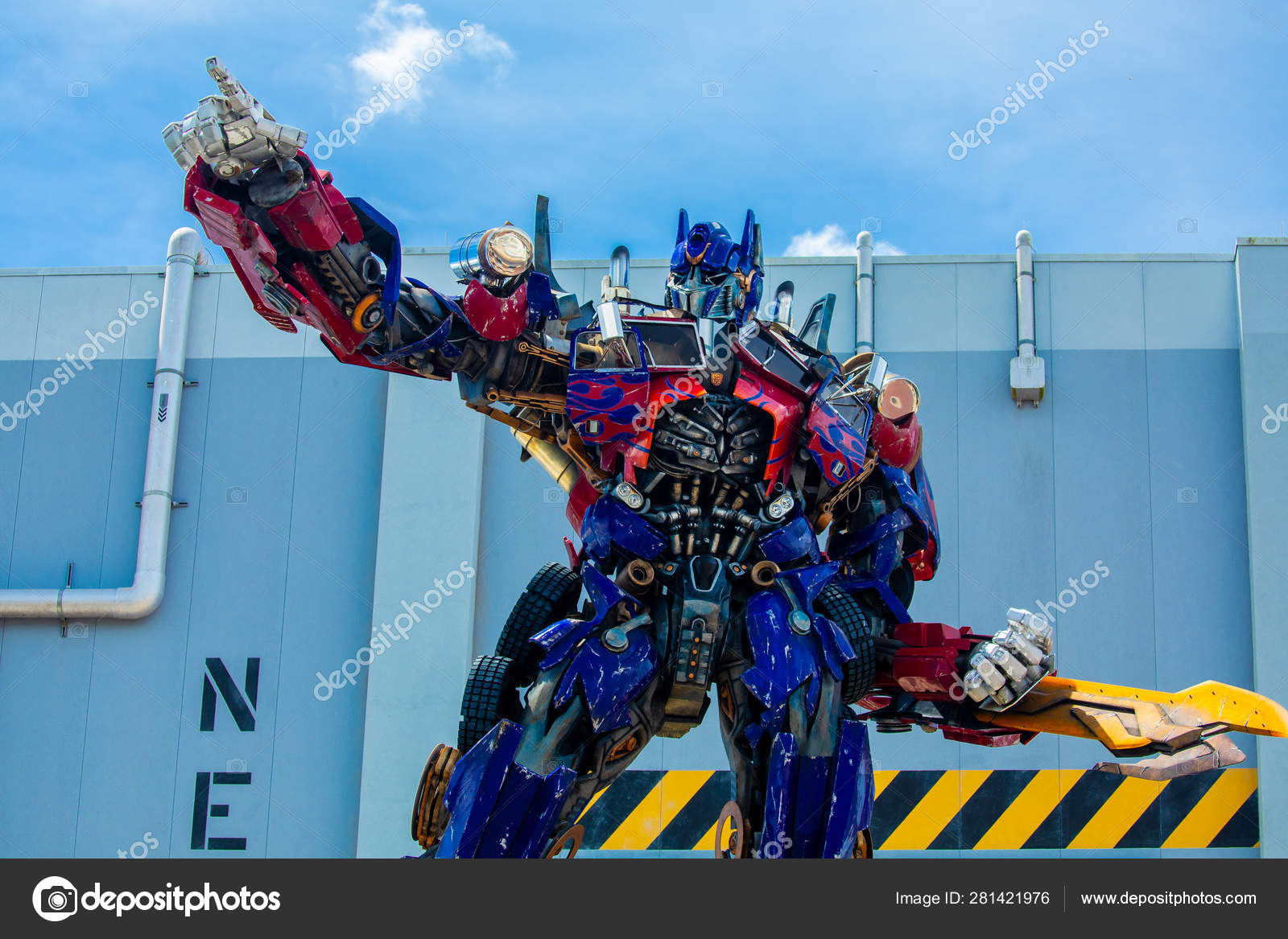 Detail Gambar Robot Transformers Nomer 34