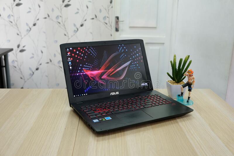 Detail Gambar Rog Hd Gambar Logo Laptop Predator Hd Nomer 36