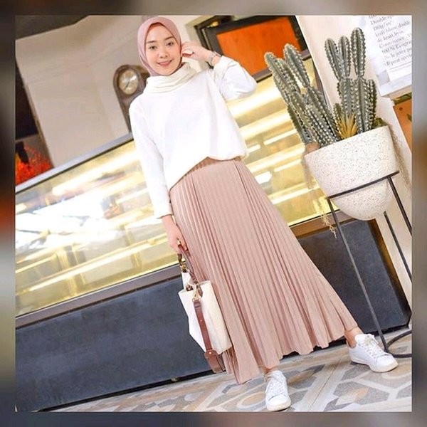 Detail Gambar Rok Plisket Warna Mocca Nomer 7