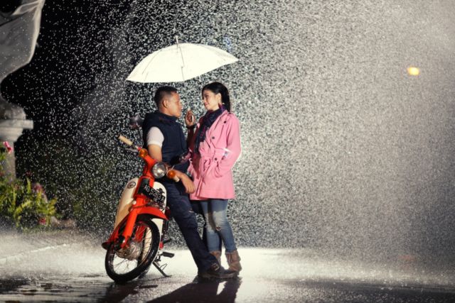 Detail Gambar Romantis Saat Hujan Nomer 29