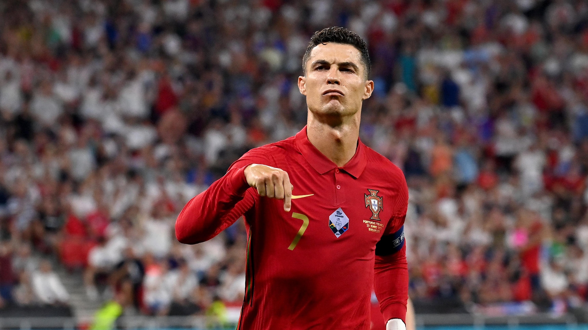 Detail Gambar Ronaldo Portugal Nomer 10