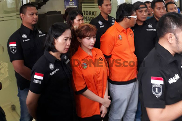 Detail Gambar Roro Fitria Saat Ditangkap Nomer 15