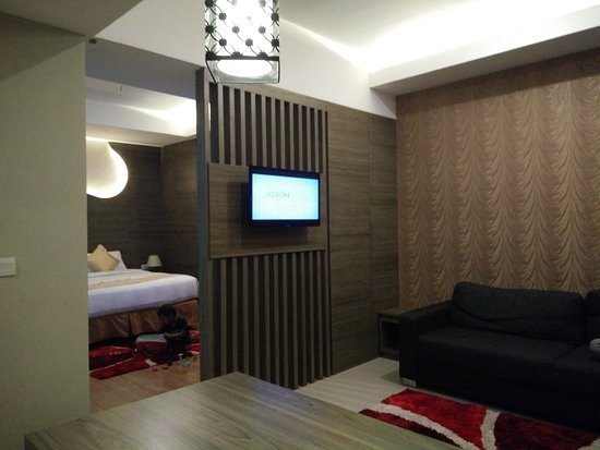 Detail Gambar Ruang City Hotel Nomer 9