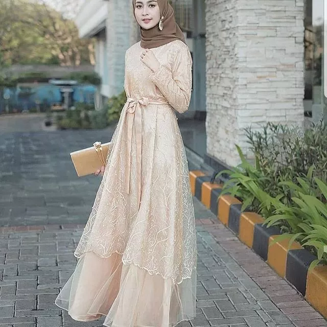 Detail Gambar Ruang Setrika Pakaian Gambar Baju Kebaya Pernikahan Nomer 7